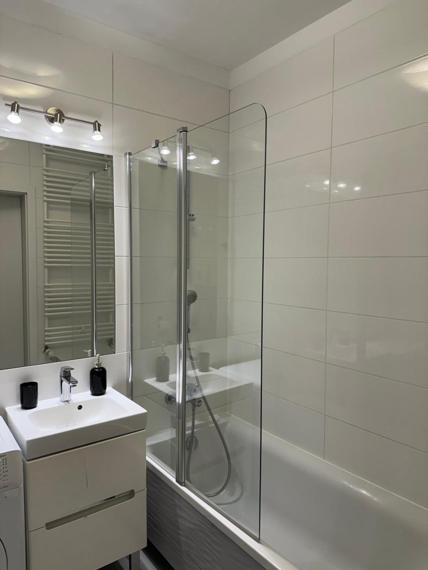 Cosy Apartment Near To The Chopin'S Airport Cybernetyki 2C Varsovia Exterior foto