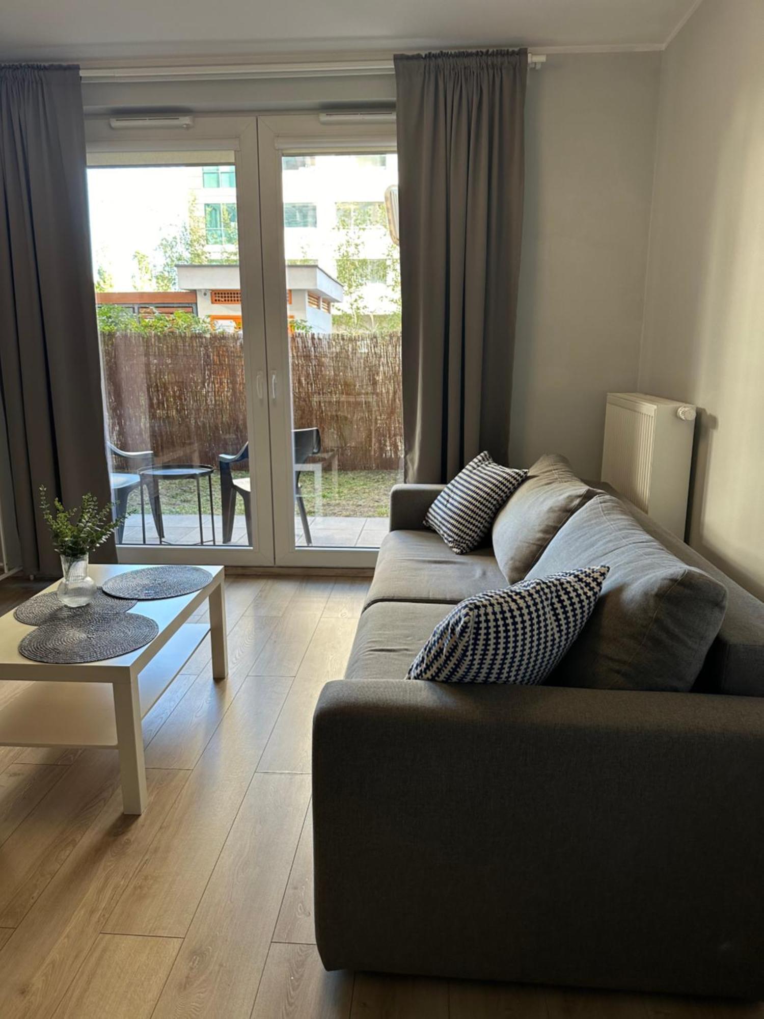 Cosy Apartment Near To The Chopin'S Airport Cybernetyki 2C Varsovia Exterior foto